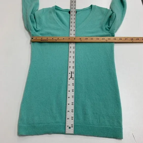 Talbots Sweater Womens XS Extra Small Candy Green Pure Cashmere V Neck Pullover - Picture 6 of 10